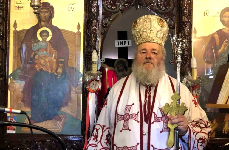 Χανιά: Σε λαϊκό προσκύνημα το σκήνωμα του μακαριστού Μητροπολίτη Δαμασκηνού – Το Σάββατο η κηδεία στην Τριμάρτυρη