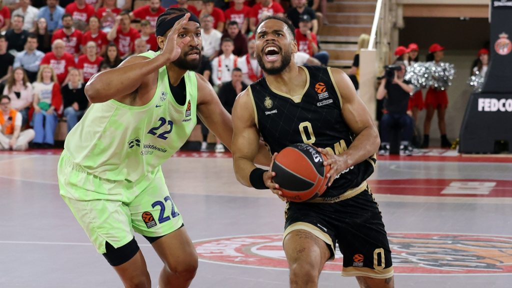 Euroleague: Η Μονακό έκανε το 2-0 επί της Μπαρτσελόνα με 92-79 και είναι μια ανάσα από το Final Four