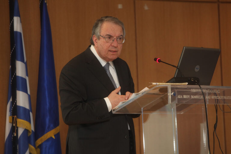 Γ. Μπαμπινιώτης στο ΕΡΤNews: Η ελληνική γλώσσα θα εορτάζεται διεθνώς ως γλώσσα του πολιτισμού – Ομιλείται 40 αιώνες αδιάκοπα