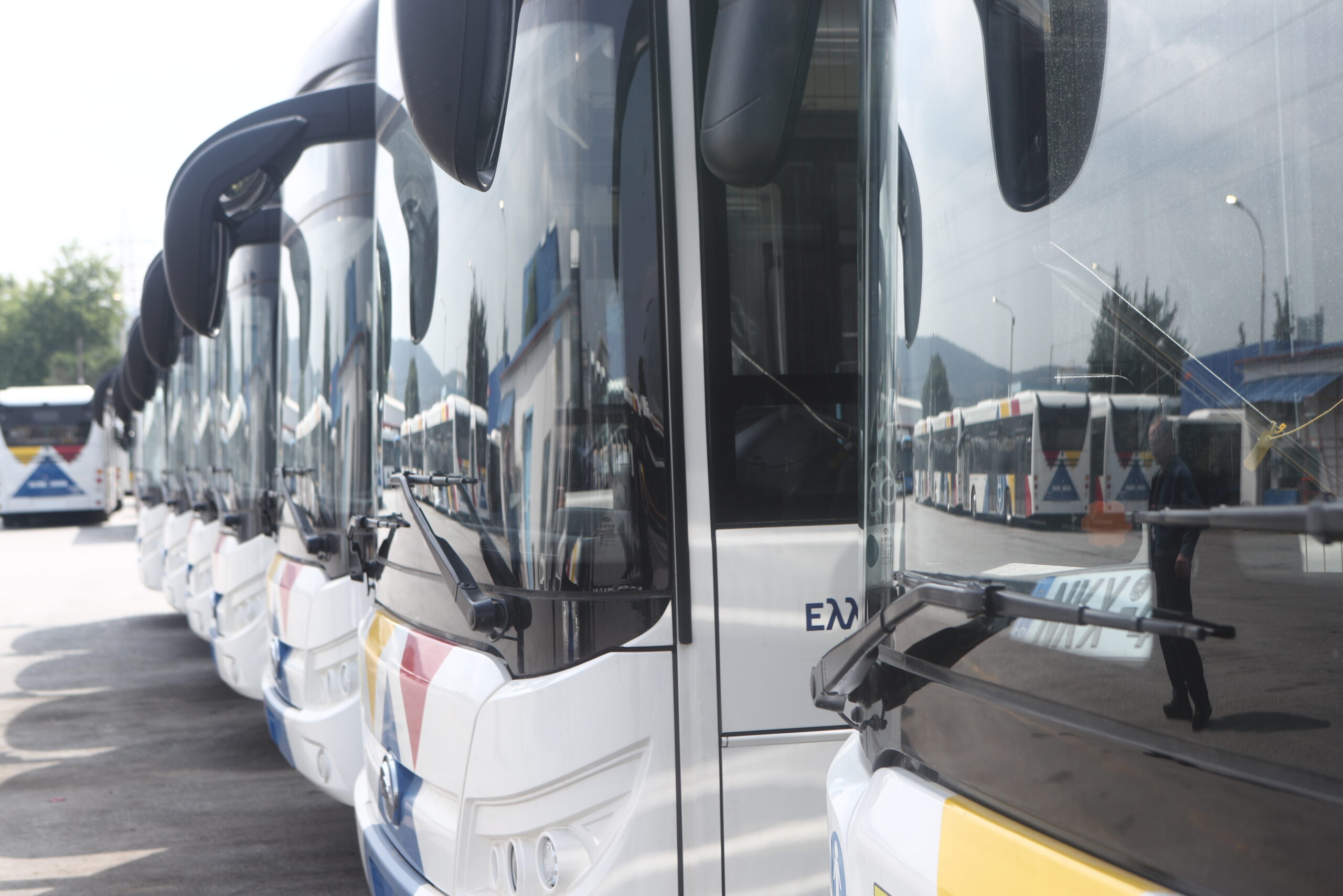 Σε λειτουργία η νέα εφαρμογή του ΟΣΕΘ – Αγορά εισιτηρίων από κινητό για λεωφορεία μέσω του OSETH Mobile