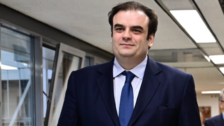 Κυρ. Πιερρακάκης για κατάθεση ετήσιας έκθεσης προόδου στην Κομισιόν – «Χτίζουμε μία οικονομία σε γερά θεμέλια»