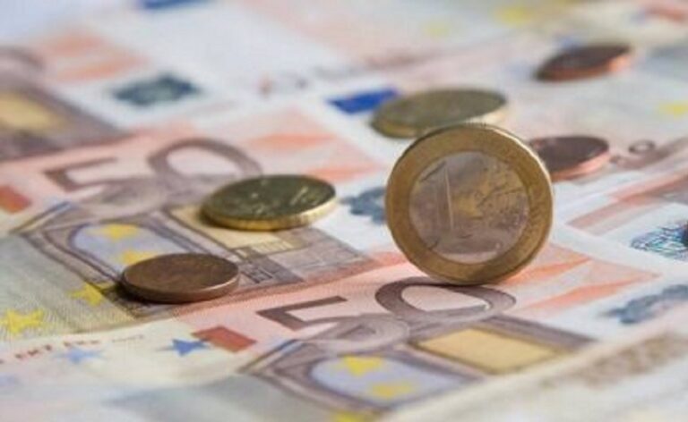 ΚΕΕΕ: Η υπεραπόδοση του πλεονάσματος πρέπει να επιστρέφει στην κοινωνία