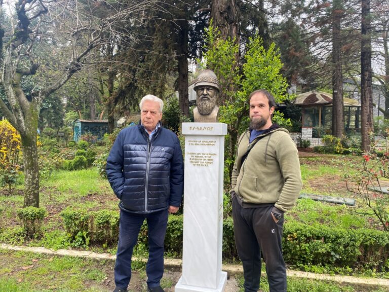 Προτομή του στρατηγού και φιλόσοφου Κλεάνορα στο Πάρκο των Φιλόδενδρων της Τρίπολης