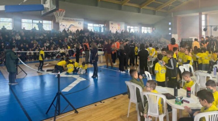 Με τη συμμετοχή 300 μαθητών από όλη την Ελλάδα το 2ο Φεστιβάλ Ρομποτικής στη Λάρισα