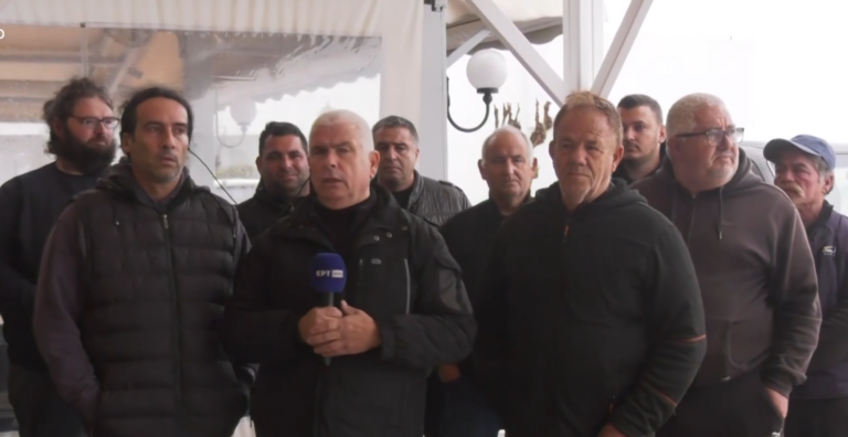 Σάμος: Διαμαρτυρία ψαράδων για τον νέο τρόπο ζυγίσματος των αλιευμάτων