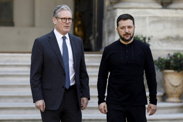 Βρετανία: Εν αναμονή της κρίσιμης συνόδου κορυφής για την Ουκρανία – Επικοινωνία Στάρμερ με Ζελένσκι