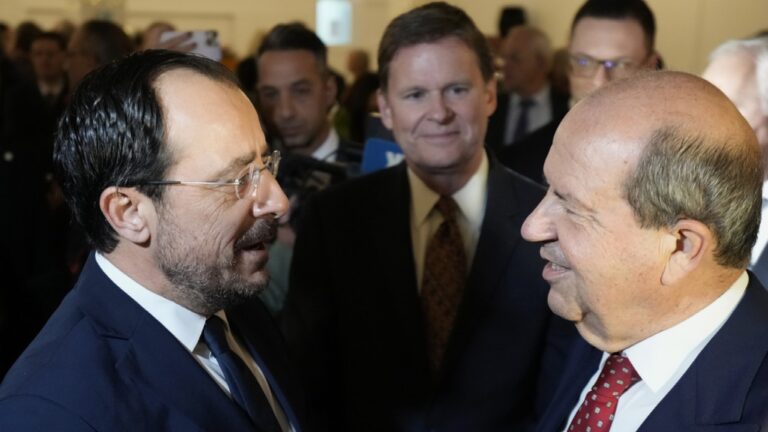 Στις 5 Μαΐου η συνάντηση Χριστοδουλίδη – Τατάρ