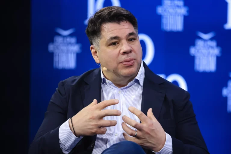 Τζορτζ Τσούνης: Η Ελλάδα μπορεί να βγάλει από το «λαιμό» της Ευρώπης τη θηλιά της Gazprom