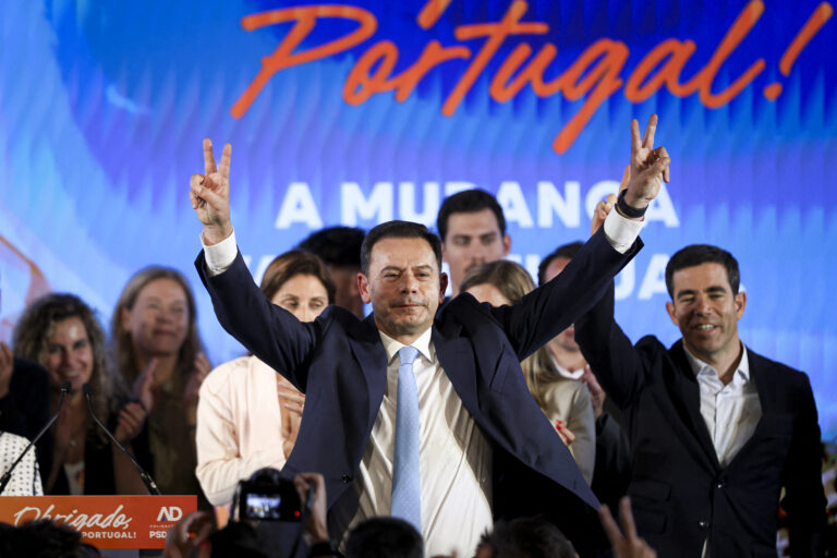 Προς κυβέρνηση μειοψηφίας η Πορτογαλία – Η άκρα δεξιά έφτασε τις έδρες των Σοσιαλιστών περνώντας το «φράγμα» του 20%