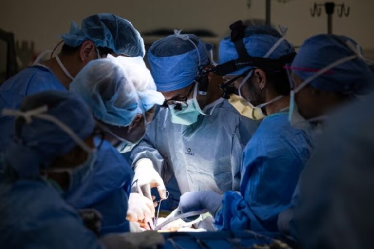 Πραγματοποιήθηκε η πρώτη μεταμόσχευση ουροδόχου κύστης στον κόσμο