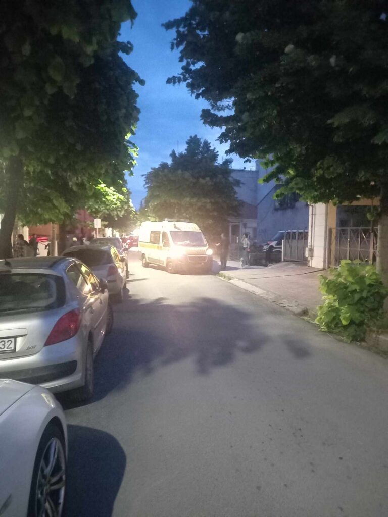 Τραγωδία στην Λάρισα: Με πολλαπλές μαχαιριές δολοφονήθηκε η 52χρονη – Βρέθηκε σακούλα με μαχαίρι