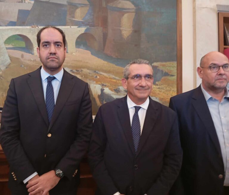 Επίσκεψη του υπουργού Κλιματικής Κρίσης και Πολιτικής Προστασίας στη Ρόδο για την αντιπυρική περίοδο