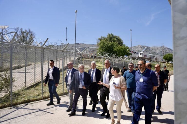 Χίος – Μ. Βορίδης: Σταθερή πολιτική για τη μείωση των ροών – Προτεραιότητα οι επιστροφές και η αποσυμφόρηση των δομών