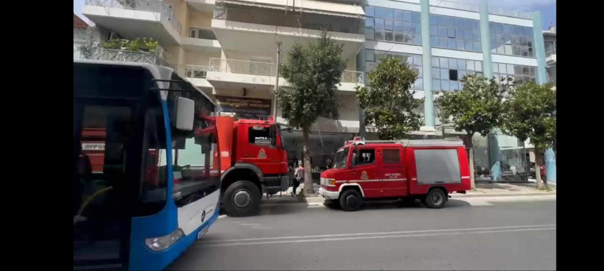 Κλείδωσε την πρώην γυναίκα του και το παιδί τους στο σπίτι – Το παιδί καλούσε σε βοήθεια