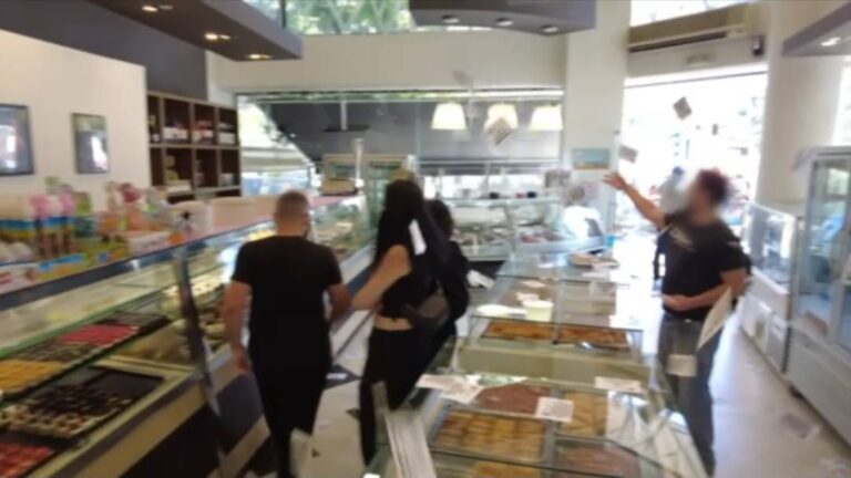 Θεσσαλονίκη: Παρέμβαση Ρουβίκωνα σε ζαχαροπλαστείο