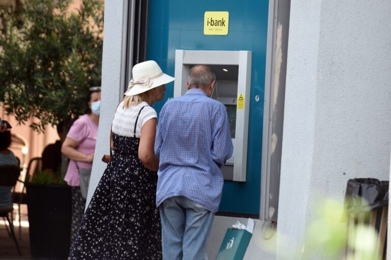 Ο «χάρτης» των πληρωμών από τον e-ΕΦΚΑ και τη ΔΥΠΑ έως τις 6 Ιουνίου
