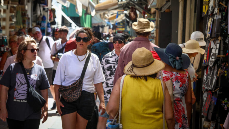 Ν. Παπαθανάσης: 83,7% εκατ. ευρώ από το ΕΣΠΑ για 448 επενδυτικά σχέδια στον τουρισμό – Σε Αττική και Νότιο Αιγαίο