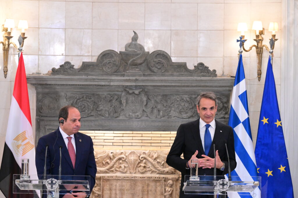 Κ. Μητσοτάκης με Αλ Σίσι: Διακήρυξη για τη Στρατηγική Εταιρική Σχέση Αθήνας – Καΐρου