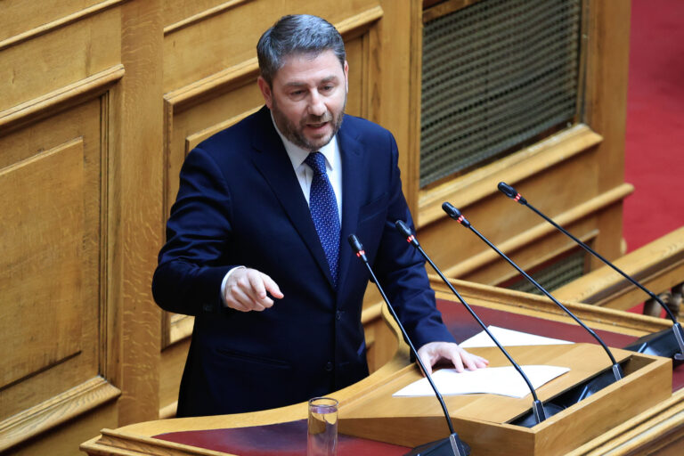 Ν. Ανδρουλάκης: Η πολιτική αλλαγή που ευαγγελίζομαι, τελειώνει τα ολιγοπώλια των τραπεζών, των ακτοπλοϊκών, της εμπορίας τροφίμων, της ενέργειας, της υγείας