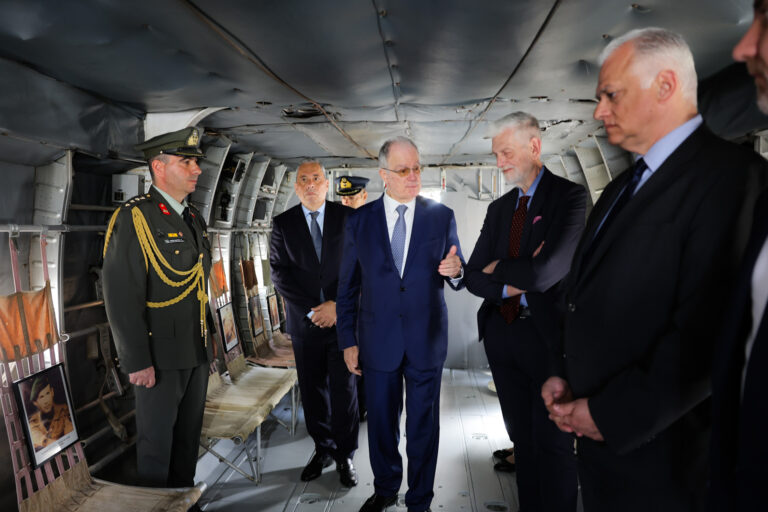 Επίσημη επίσκεψη Κ. Τασούλα στην Κύπρο: «Η Ελλάδα βρίσκεται πάντα άρρηκτα δεμένη με τους στόχους της κυπριακής κυβέρνησης»