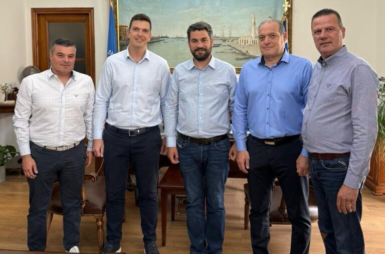 Συνάντηση Αλ. Μαρκογιαννάκη με τον Δήμαρχο Χανίων για την αξιοποίηση 140 στρεμμάτων στην Αγ. Μαρίνα