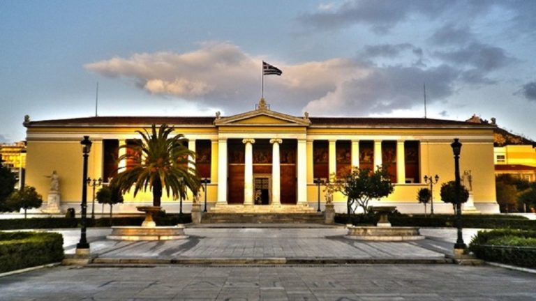 Στο κόκκινο η πολιτική αντιπαράθεση για τα μέτρα στα πανεπιστήμια