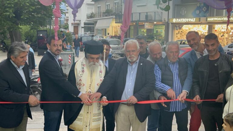 Ξεκίνησε η Πανηλειακή Ανθοκομική Έκθεση στην Αμαλιάδα