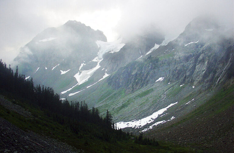 ΗΠΑ: Τραγωδία στο Εθνικό Πάρκο North Cascades – Νεκροί τρεις ορειβάτες από πτώση σε φαράγγι