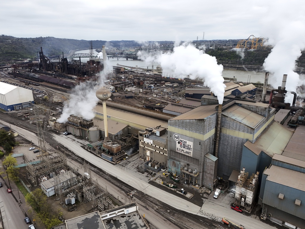 ΗΠΑ: Η US Steel θα παραμείνει στις ΗΠΑ, ανακοίνωσε ο Τραμπ