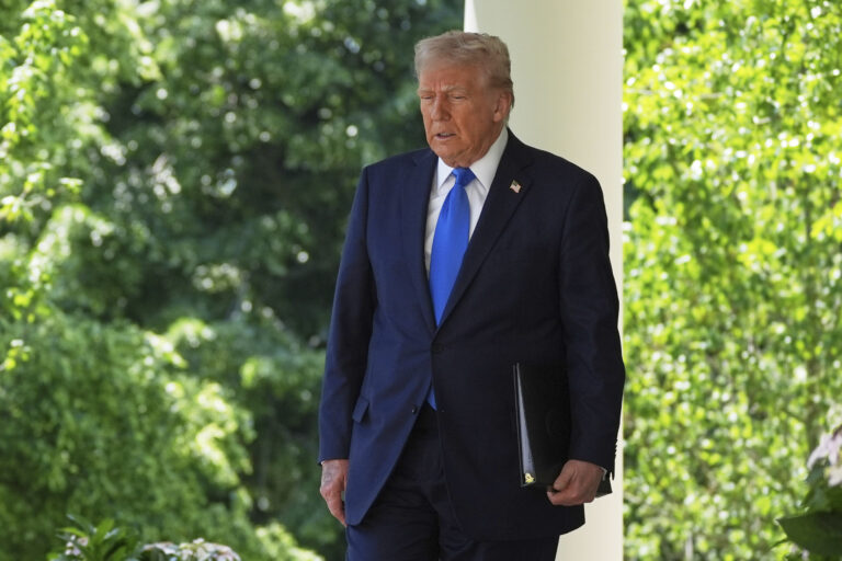 ΗΠΑ: Η CIA θα καταργήσει 1.200 θέσεις εργασίας σύμφωνα με την Washington Post