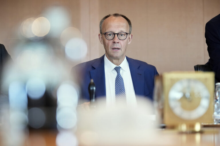 Μερτς: Κάλεσε το Ισραήλ να επιτρέψει «χωρίς καθυστέρηση» την παράδοση της ανθρωπιστικής βοήθειας στη Γάζα