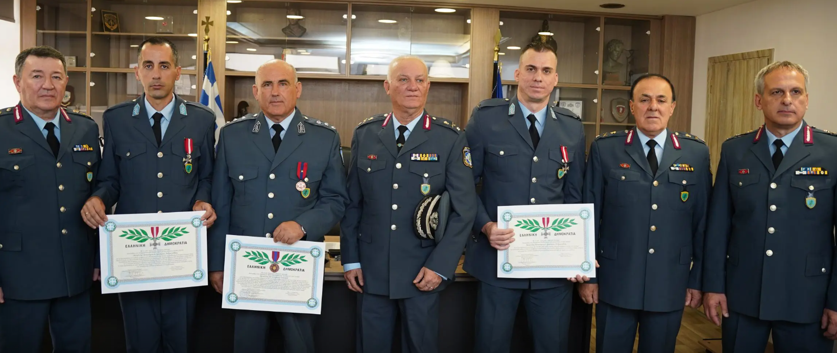 Βραβεύτηκαν τρεις αστυνομικοί για εξαίρετες πράξεις ανδραγαθίας και αυτοθυσίας
