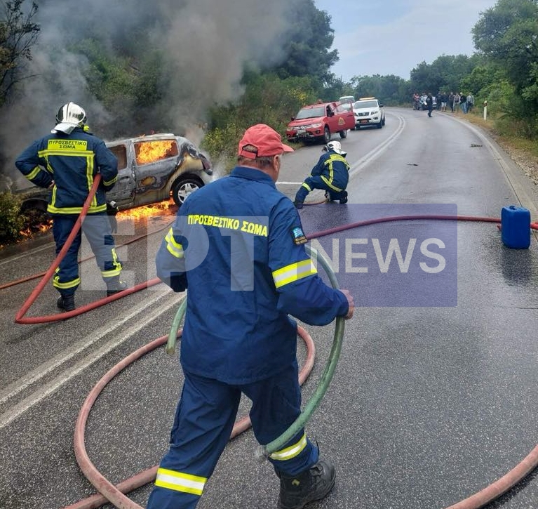Κέρκυρα: Φωτιά σε αυτοκίνητο μετά από εκτροπή -Στο νοσοκομείο ο οδηγός
