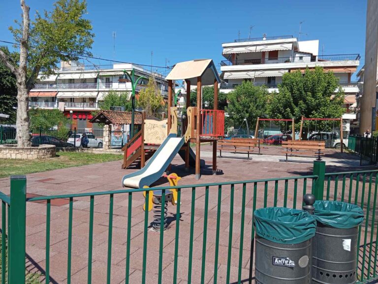 Θεσσαλονίκη: Καθημερινοί καθαρισμοί στις παιδικές χαρές του Δήμου Καλαμαριάς