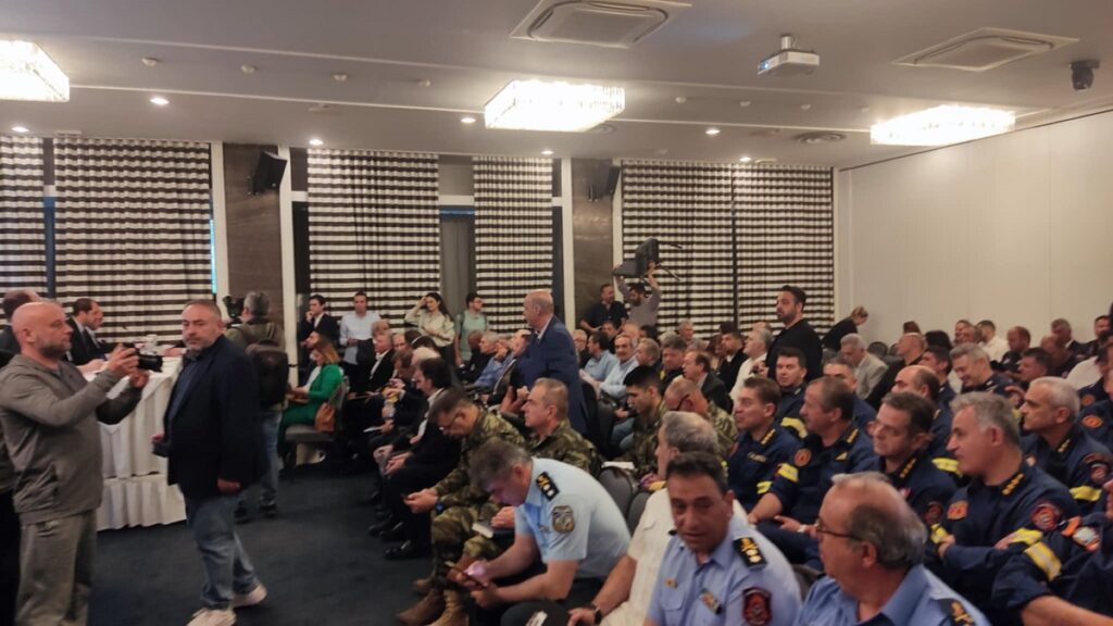 Ηράκλειο: «Θα πάμε καλά» – Αισιόδοξος ο Γιάννης Κεφαλογιάννης για τη φετινή αντιπυρική περίοδο 3 Ηράκλειο: “Θα πάμε καλά” – Αισιόδοξος ο Γιάννης Κεφαλογιάννης για τη φετινή αντιπυρική περίοδο
