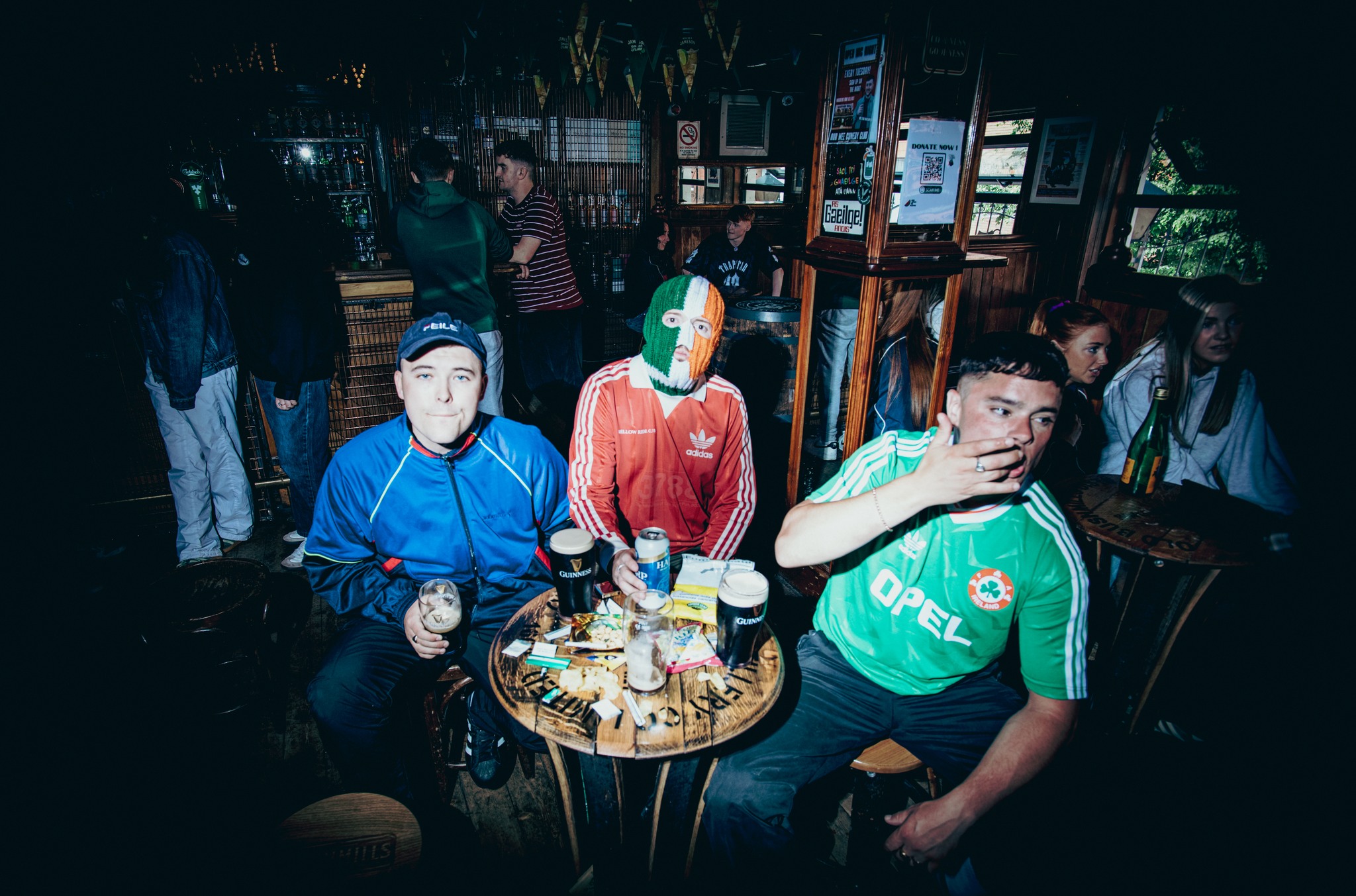 Kneecap-in-the-pub