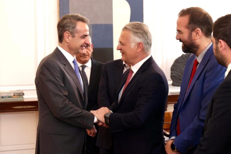 Το Εθνικό Πρόγραμμα Ανάπτυξης στο επίκεντρο  της συνάντησης των Περιφερειαρχών με τον Πρωθυπουργό