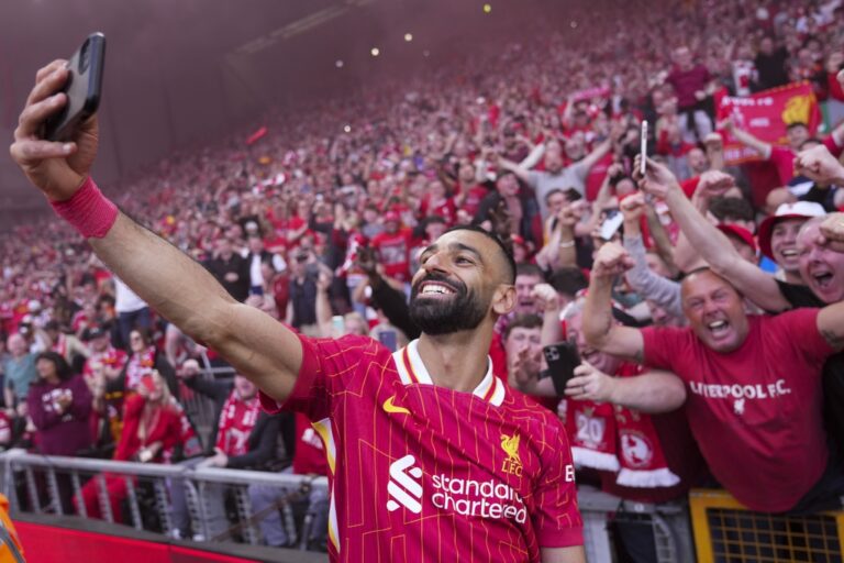 Bρετανία: Παίκτης της χρονιάς στην Premier League ο Σαλάχ – Ο επιθετικός της Λίβερπουλ πέτυχε 28 γκολ σε 35 εμφανίσεις