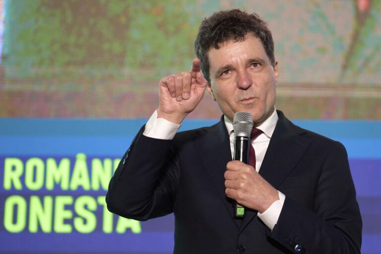 Ρουμανία: Οι Ευρωπαίοι Πράσινοι στηρίζουν τον υποψήφιο Νικούσορ Νταν στις προεδρικές της Κυριακής