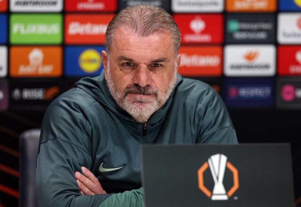 Ποστέκογλου ενόψει τελικού Europa League: «Είμαι πολύ περήφανος Έλληνας, δεν είμαι κλόουν και δεν θα γίνω ποτέ, στον τελικό όλα κρίνονται την ίδια μέρα»