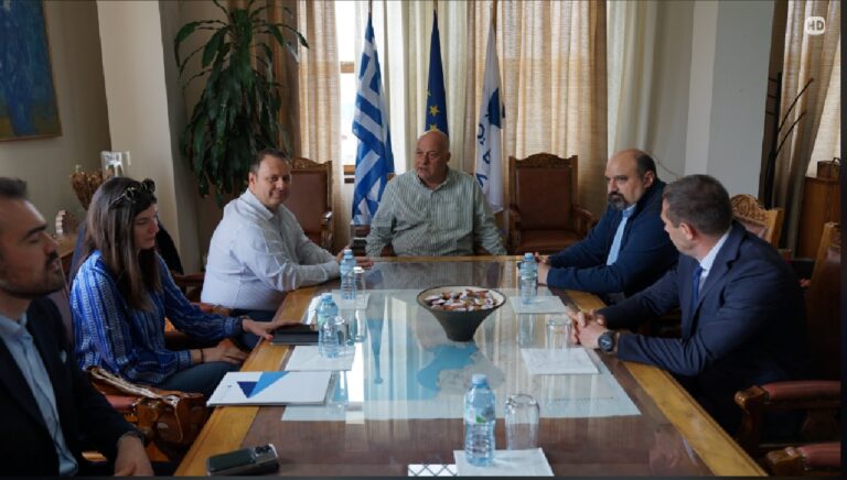 Π. Σταμπουλίδης: Η βυθοκόρηση στο λιμάνι του Βόλου εκτελείται βάσει της περιβαλλοντικής νομοθεσίας