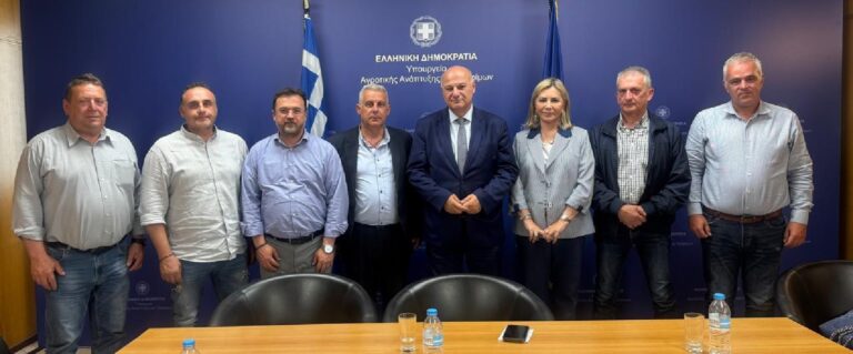 Στήριξη στους ελαιοπαραγωγούς Πηλίου: Συνάντηση Μακρή – Τσιάρα με αιχμή τα διαχρονικά προβλήματα του κλάδου