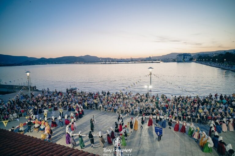 Μεγάλη συμμετοχή και συγκίνηση στο 6ο Αντάμωμα Παραδοσιακών Χορευτικών Ομάδων Μαγνησίας
