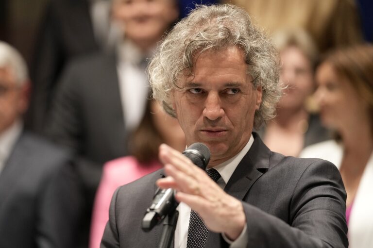 Σλοβενία: H Επιτροπή κατά της διαφθοράς ξεκίνησε έρευνα για τον πρωθυπουργό Ρόμπερτ Γκολόμπ