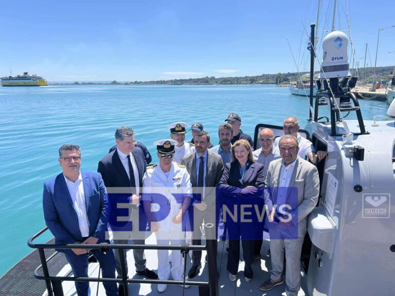 Παραδόθηκε νέο περιπολικό σκάφος στο Λιμεναρχείο Κυλλήνης