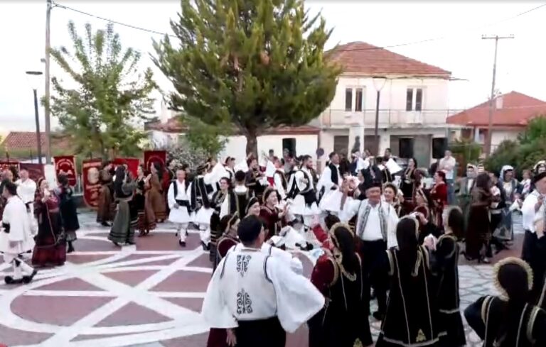Ο «αποχαιρετισμός της Πασχαλιάς» στις Αμυγδαλιές Γρεβενών
