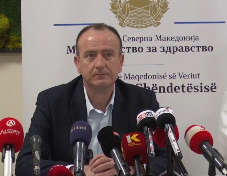 Βόρεια Μακεδονία: Παραιτήθηκε ο υπουργός Υγείας της χώρας Άρμπεν Ταραβάρι