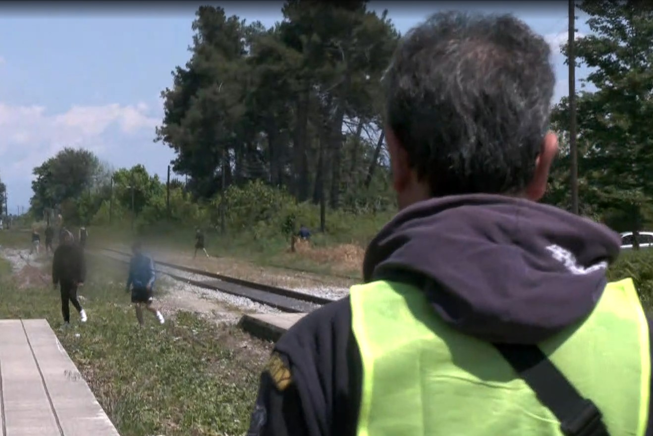 Φύλαξη στον σιδηροδρομικό σταθμό Αλεξάνδρειας Ημαθίας κατά την προσέλευση και αποχώρηση μαθητών του ΕΠΑΛ