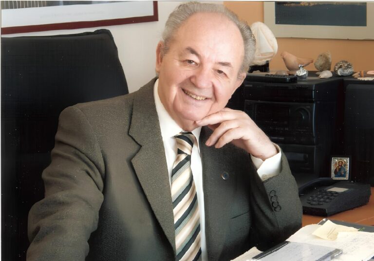 Εκδήλωση προς τιμήν του Ομότιμου Καθηγητή Β. Δ. Αναγνωστόπουλου από το Κέντρο Βιβλίου Μαγνησιωτών Συγγραφέων
