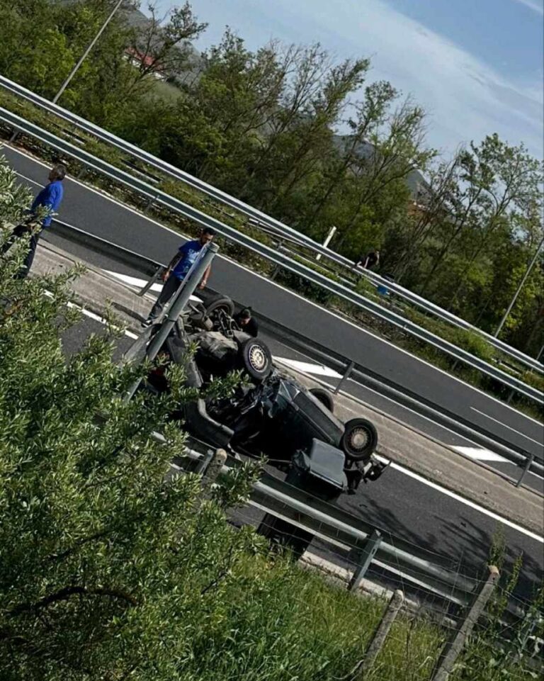 Τροχαίο με δύο τραυματίες στην ε.ο Τρίπολης Καλαμάτας